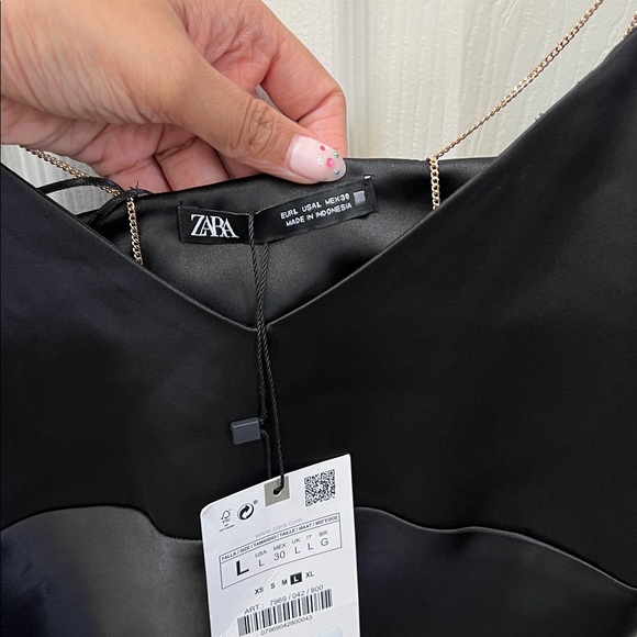 Zara Black Satin Slip Dress with Double Chain Straps - Picture 8 of 11